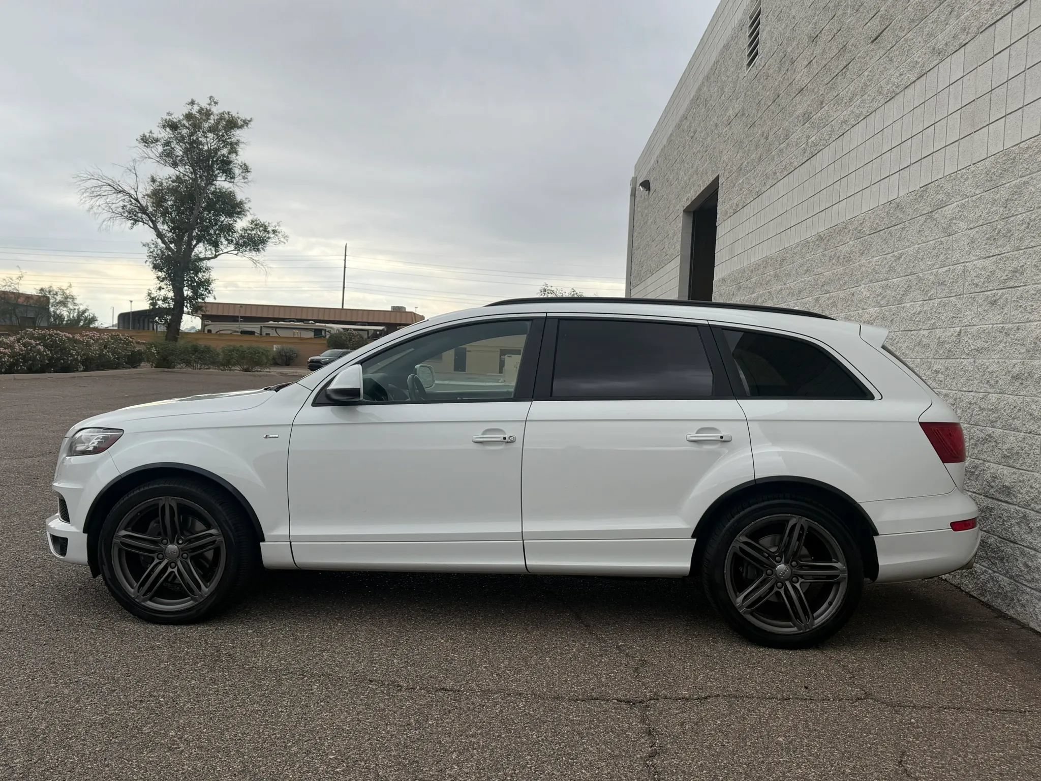 Used 2014 Audi Q7 TDI Prestige AWD/4WD image 5