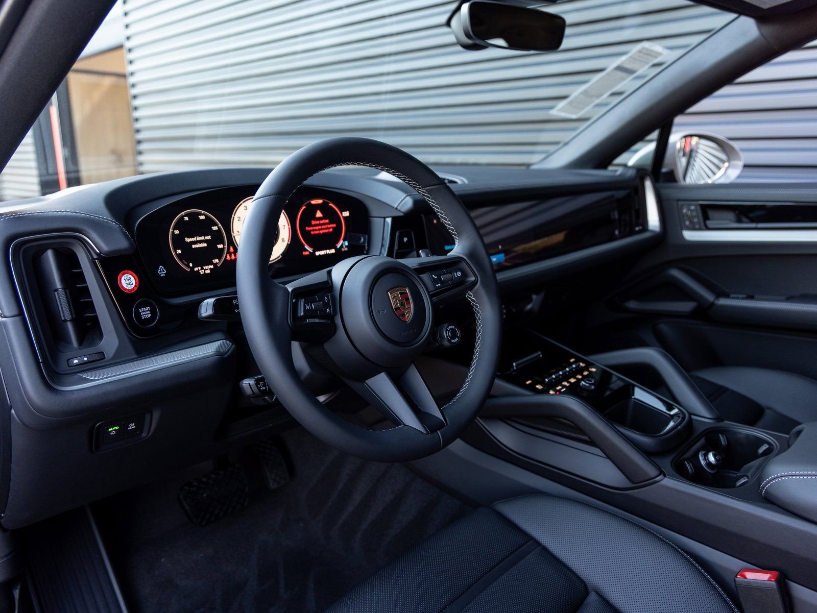 New 2026 Porsche Cayenne Coupe image 4