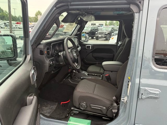 New 2026 Jeep Gladiator Mojave w/ Safety Group AWD/4WD image 15
