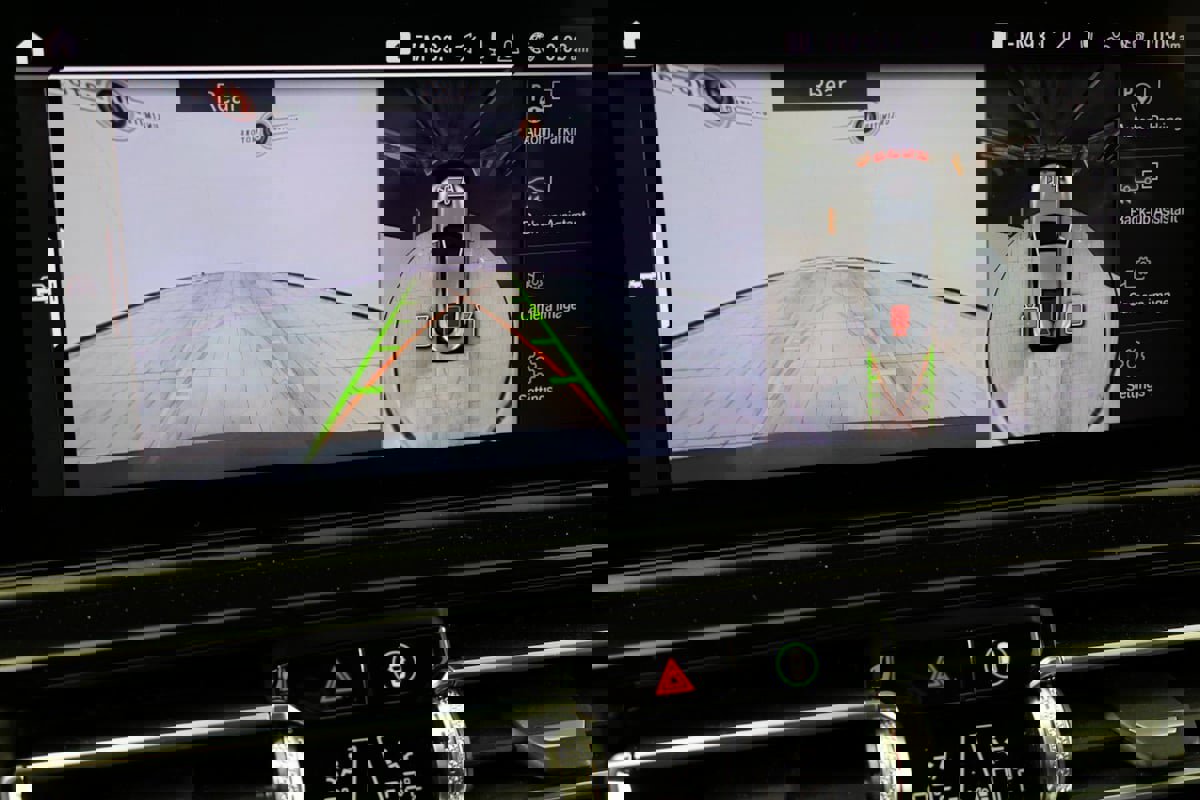 Used 2024 BMW 840i xDrive Coupe w/ Driving Assistance Package image 7