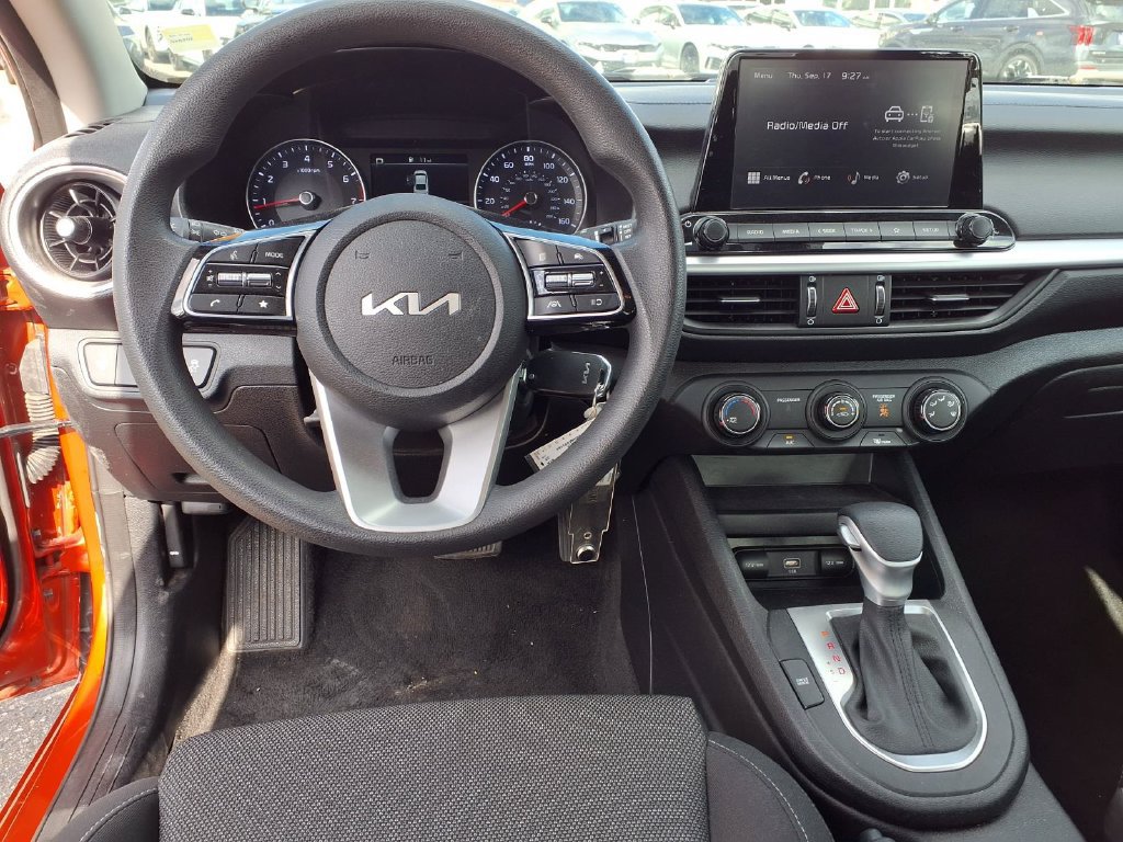 Certified 2022 Kia Forte LXS FWD image 12