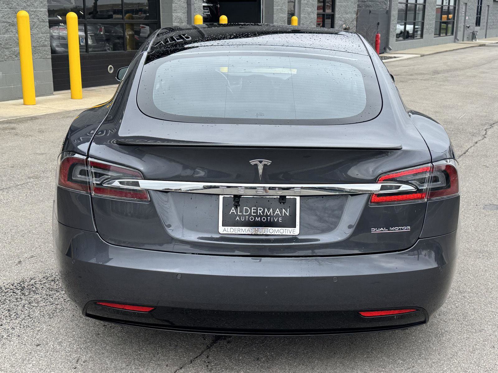 Used 2019 Tesla Model S Performance image 40