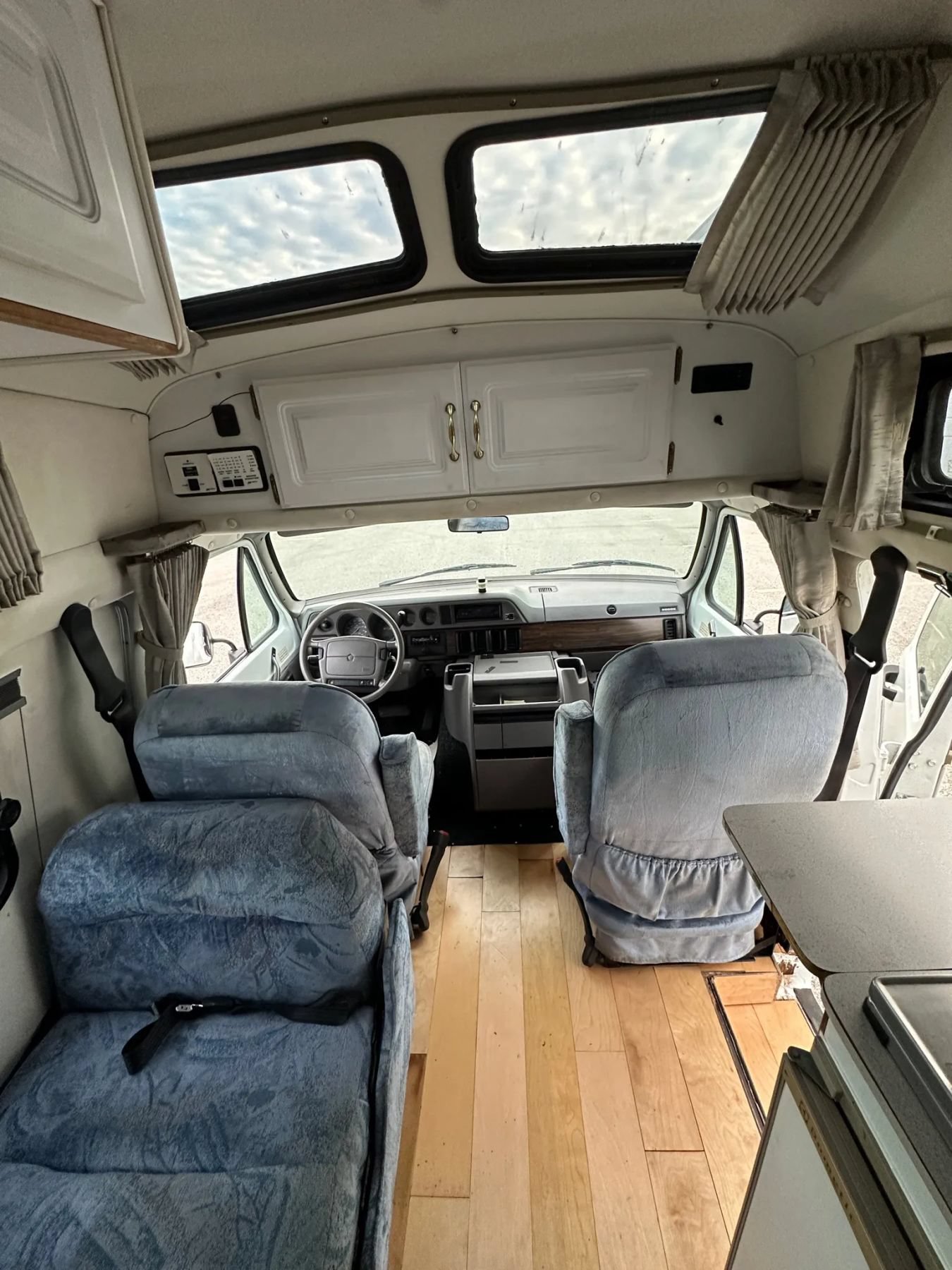 Used 1997 Dodge B3500 RWD image 31