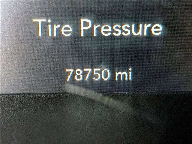 Used 2021 Dodge Charger SXT w/ Blacktop Package image 11