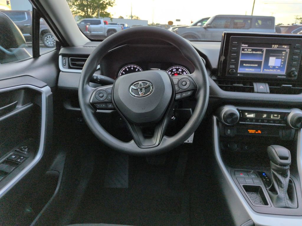 Certified 2021 Toyota RAV4 LE FWD image 13