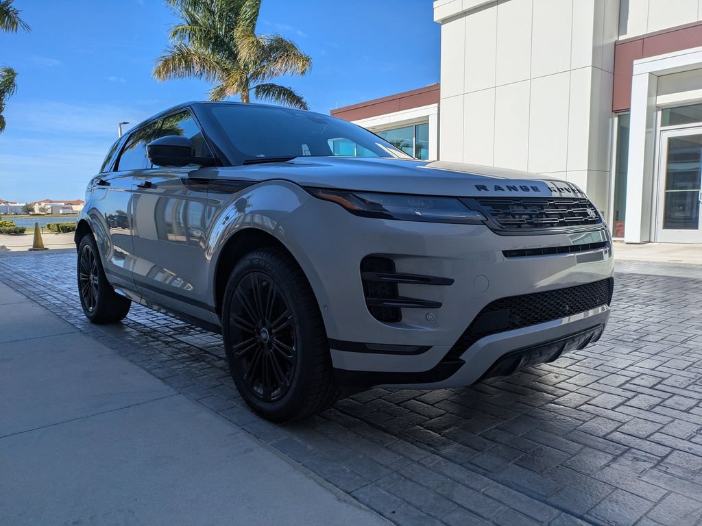 New 2026 Land Rover Range Rover Evoque Dynamic SE AWD/4WD image 2