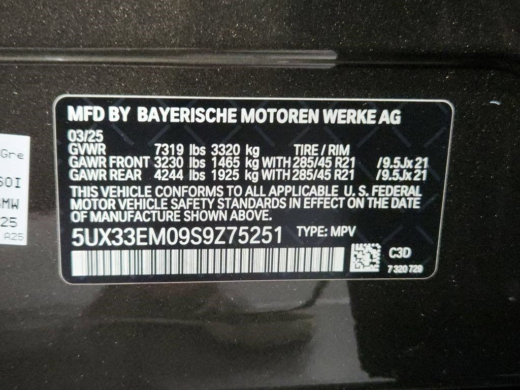 Certified 2025 BMW X7 M60i AWD/4WD image 42