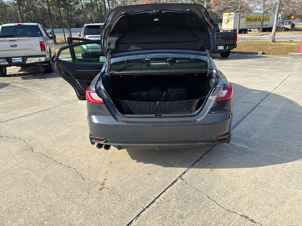 New 2026 Toyota Camry SE image 31