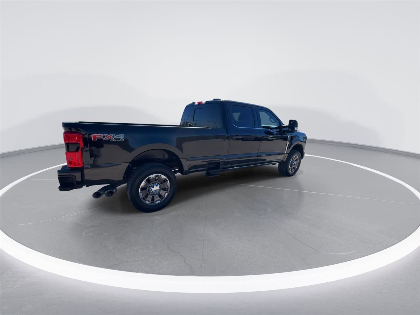 Certified 2024 Ford F350 King Ranch image 8