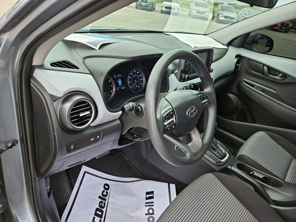Used 2021 Hyundai Kona SE w/ Cargo Package AWD/4WD image 21