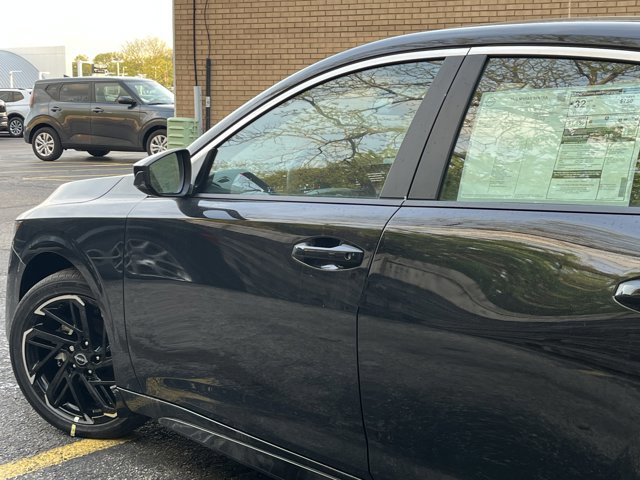 New 2026 Nissan Sentra SR w/ Floor Mat Package FWD image 29