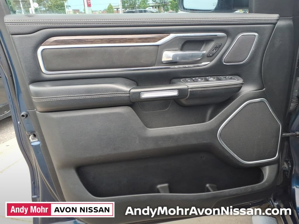 Used 2019 RAM 1500 Laramie AWD/4WD image 14