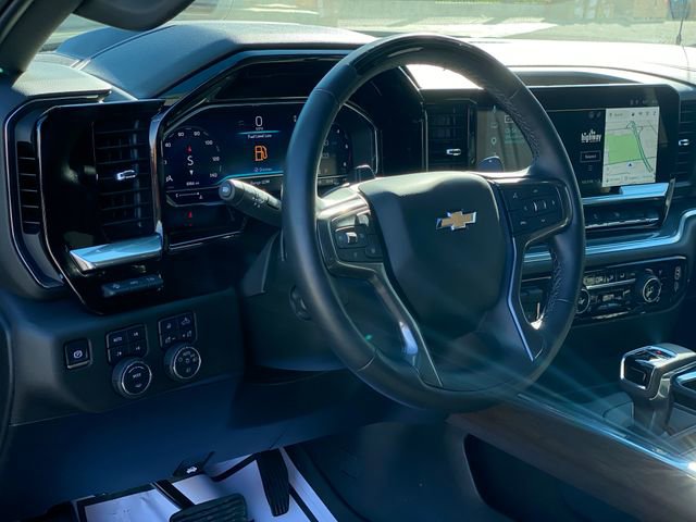 Certified 2025 Chevrolet Silverado 1500 High Country image 11