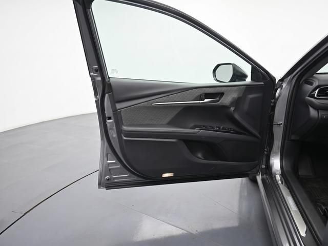 New 2025 Toyota Camry XLE w/ Premium Plus Package FWD image 16