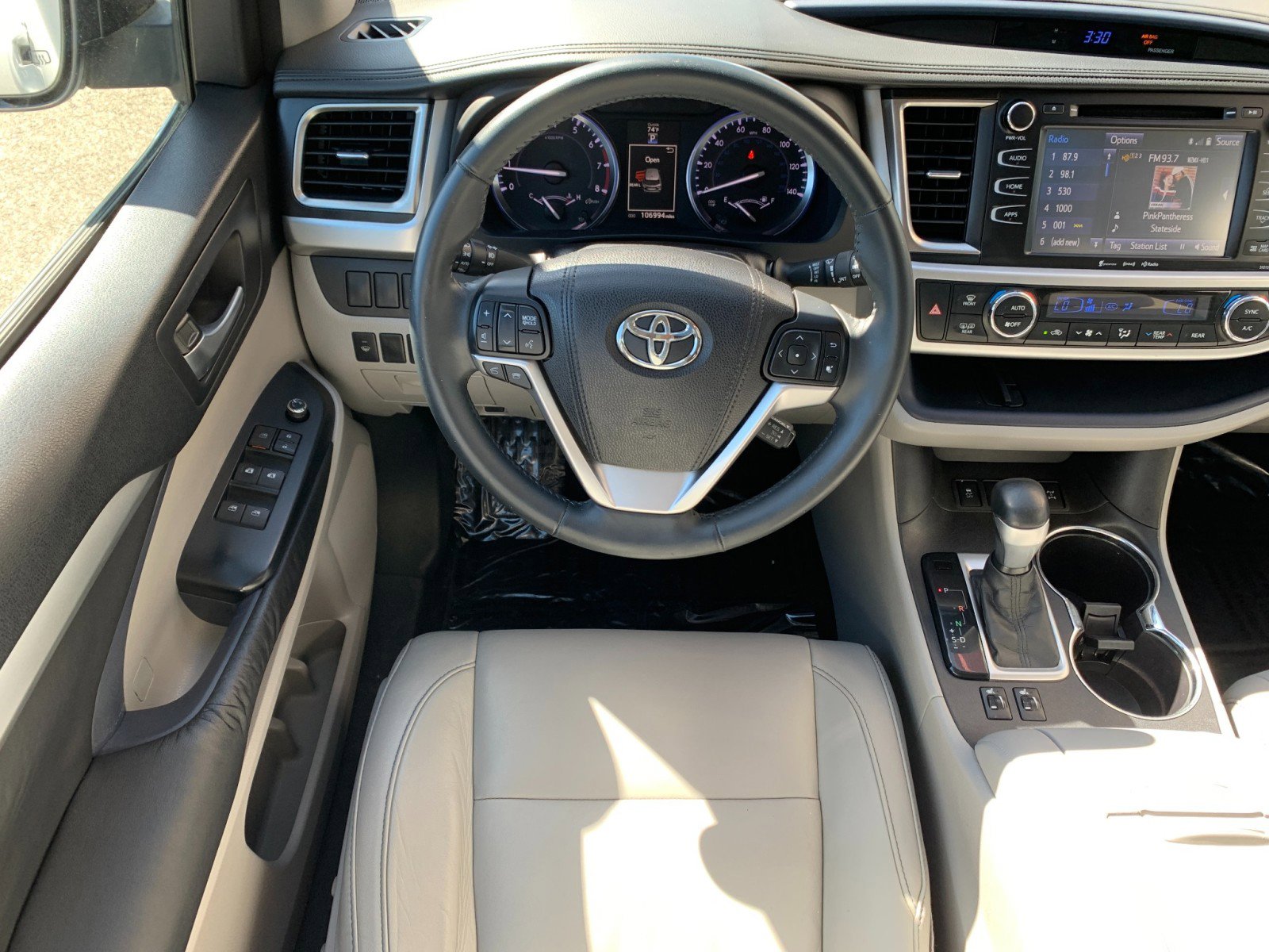 Used 2016 Toyota Highlander XLE AWD/4WD image 28