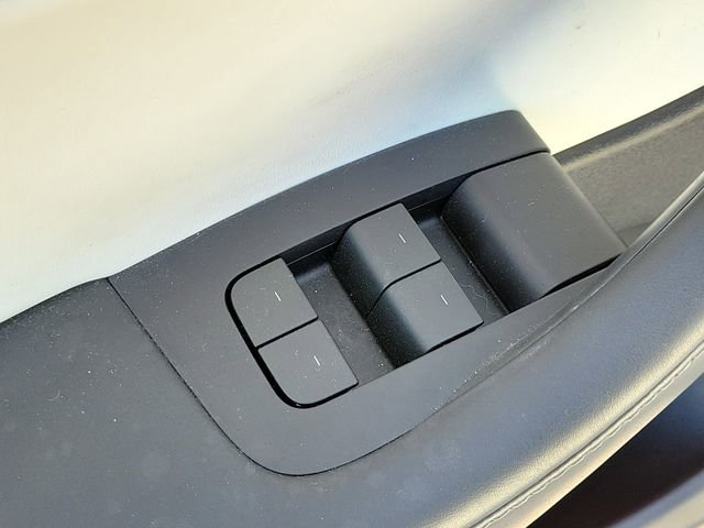 Used 2022 Tesla Model Y Performance image 18