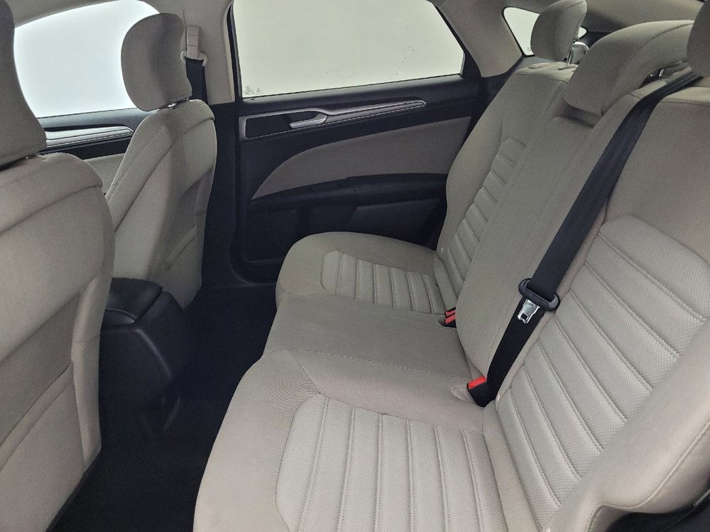 Used 2018 Ford Fusion S image 18