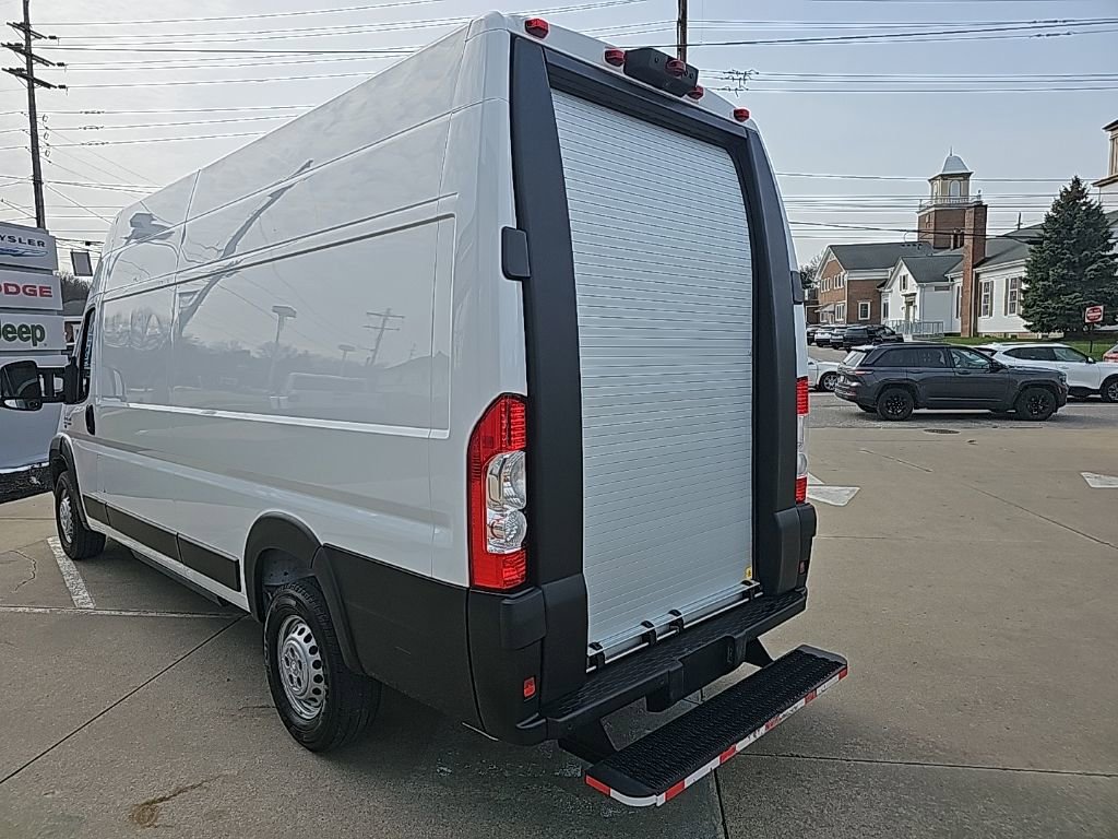 Used 2024 RAM ProMaster 3500 w/ Delivery Van Package image 9