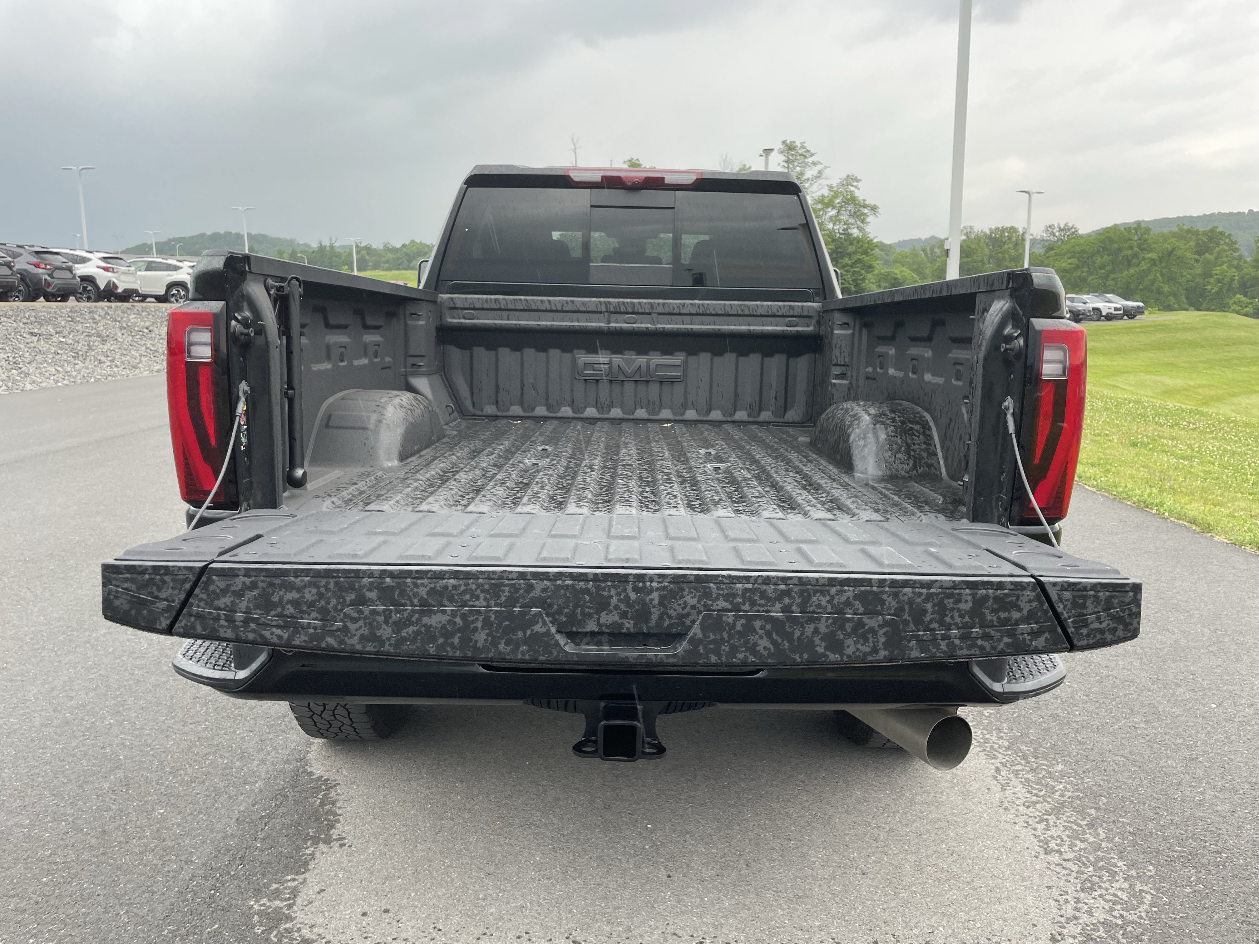 Used 2025 GMC Sierra 2500 Denali w/ Technology Package AWD/4WD image 5