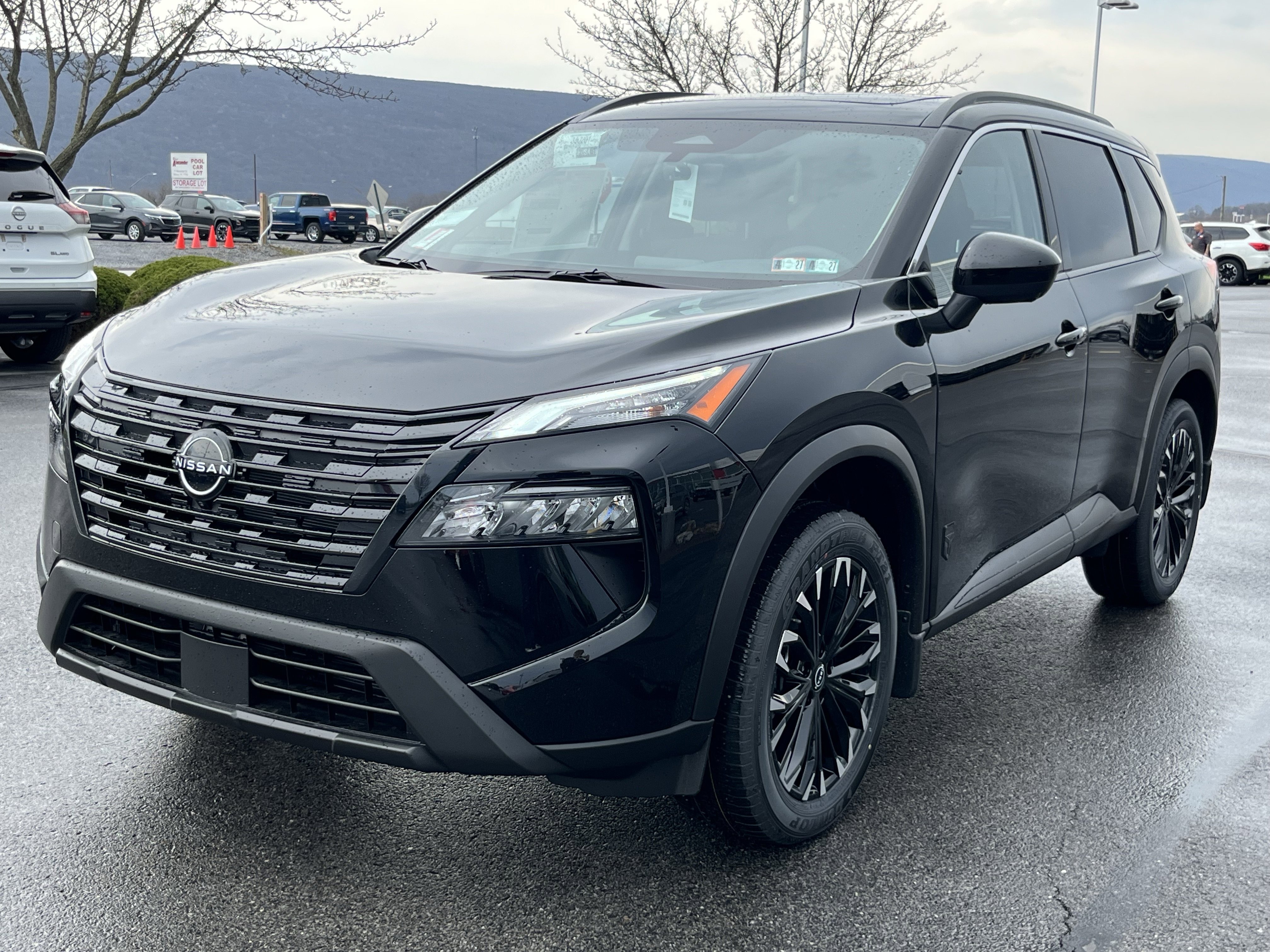 New 2026 Nissan Rogue SV image 12