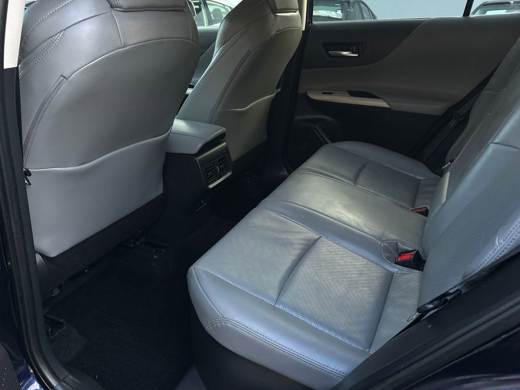 Certified 2022 Toyota Venza Limited image 17