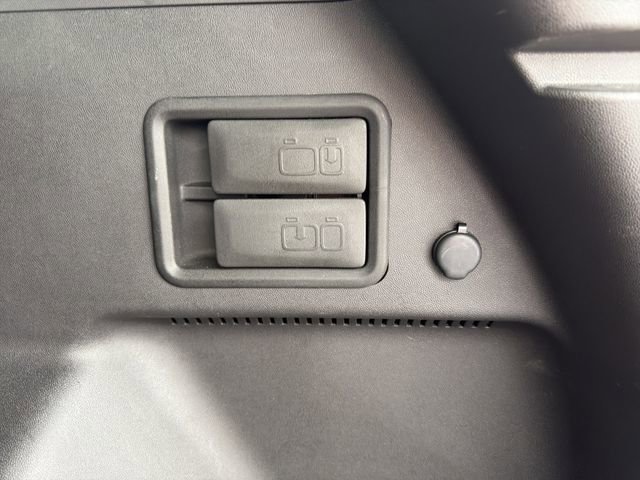 Used 2024 Chevrolet Equinox LT AWD/4WD image 19