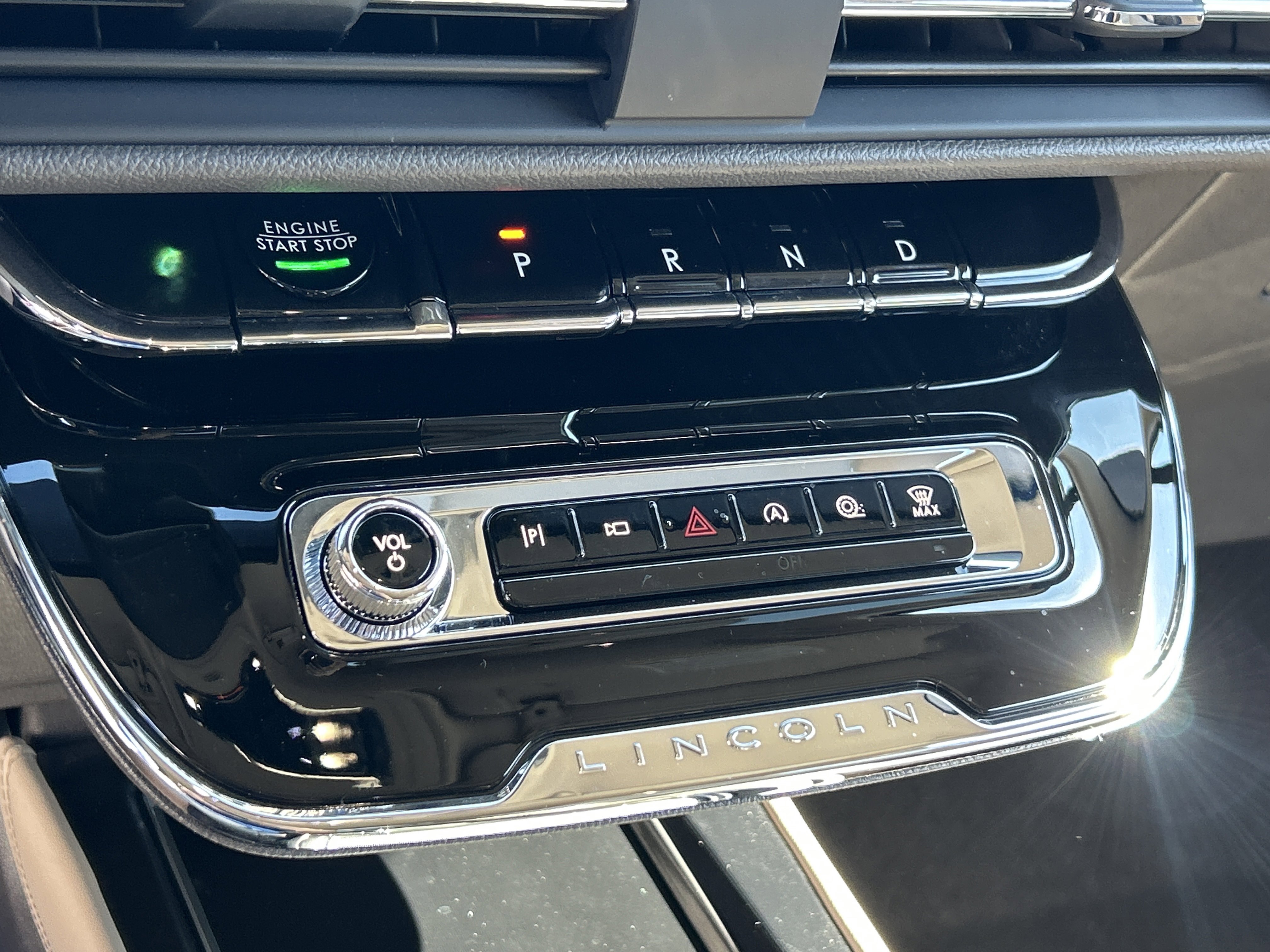 Used 2024 Lincoln Corsair Premiere w/ Equipment Group 101A image 24