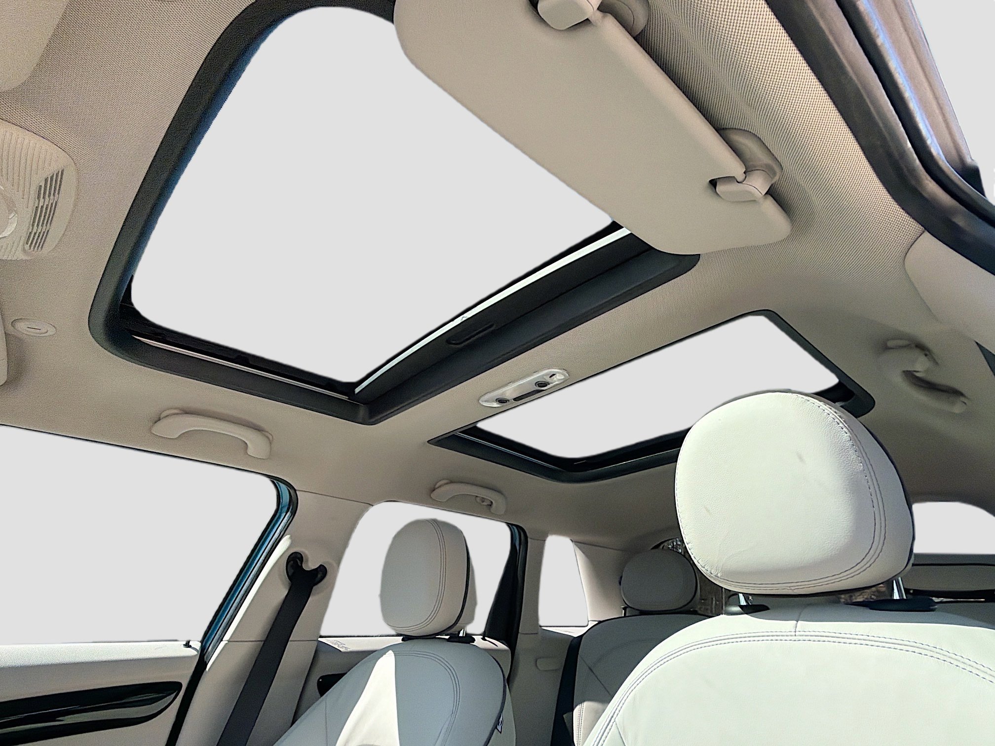 Used 2015 MINI Cooper S image 25