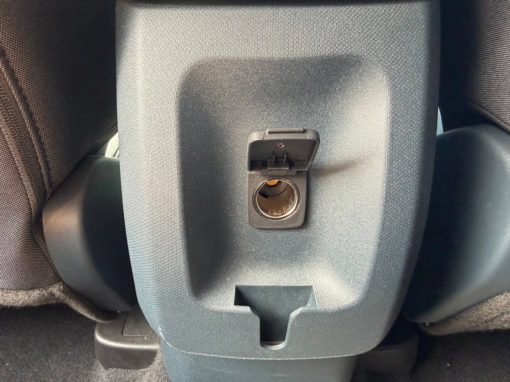 Used 2022 Ford Maverick XL FWD image 22