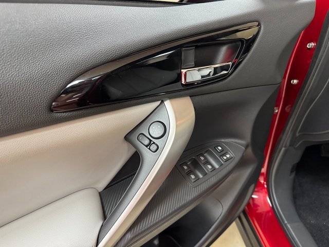 New 2026 Mitsubishi Eclipse Cross SEL image 7