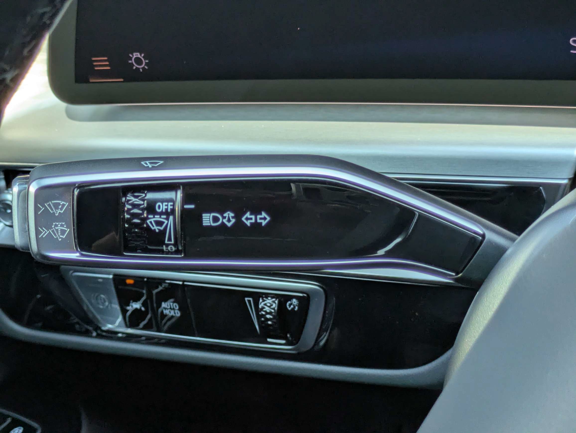 New 2026 Cadillac Lyriq Luxury RWD image 19