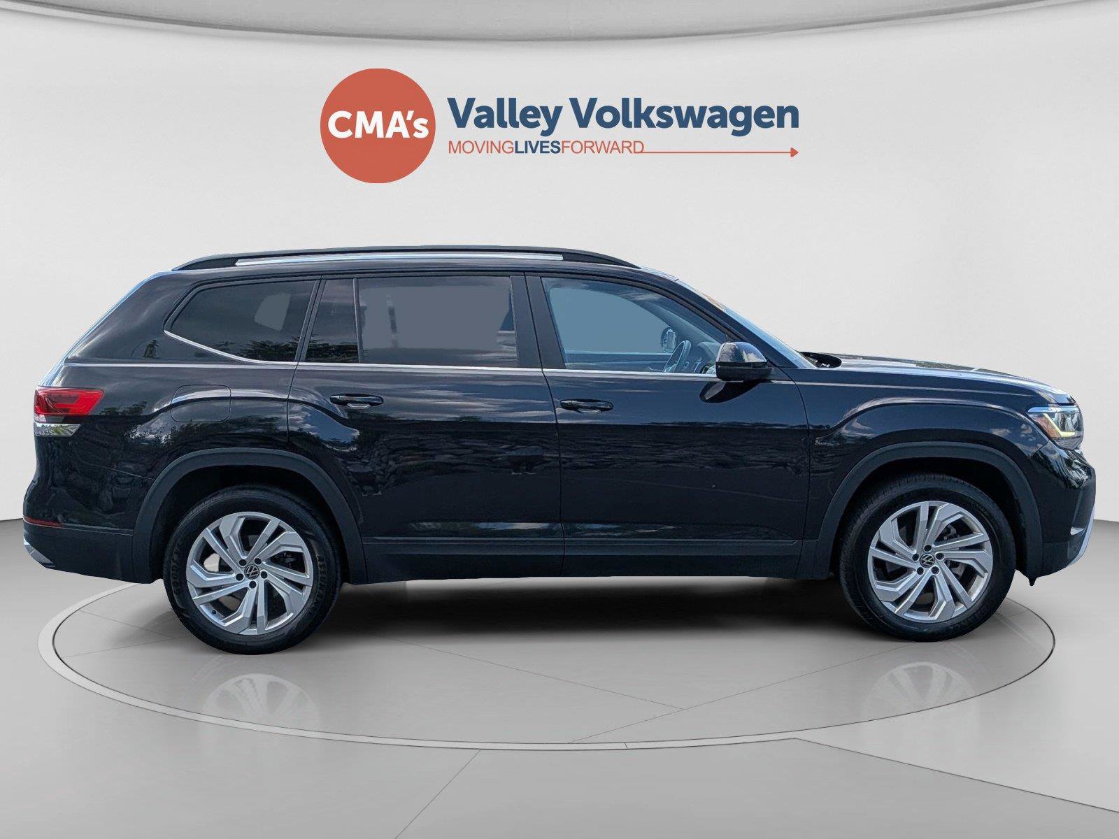 Used 2023 Volkswagen Atlas SE AWD/4WD image 6