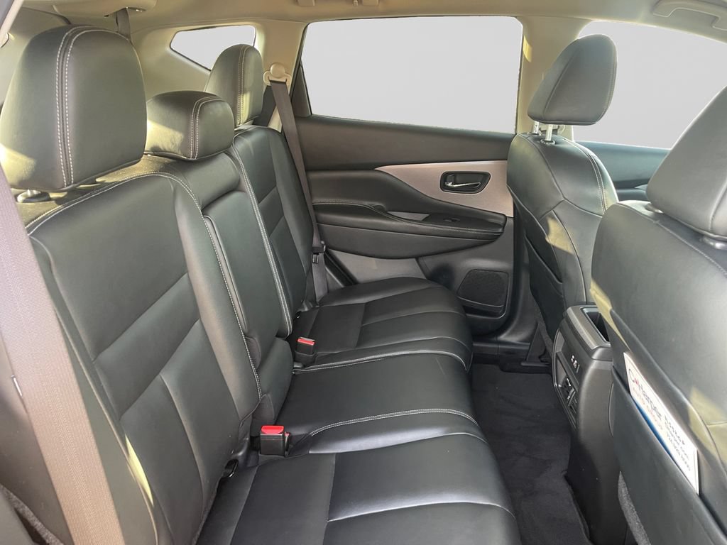 Used 2022 Nissan Murano SV AWD/4WD image 14