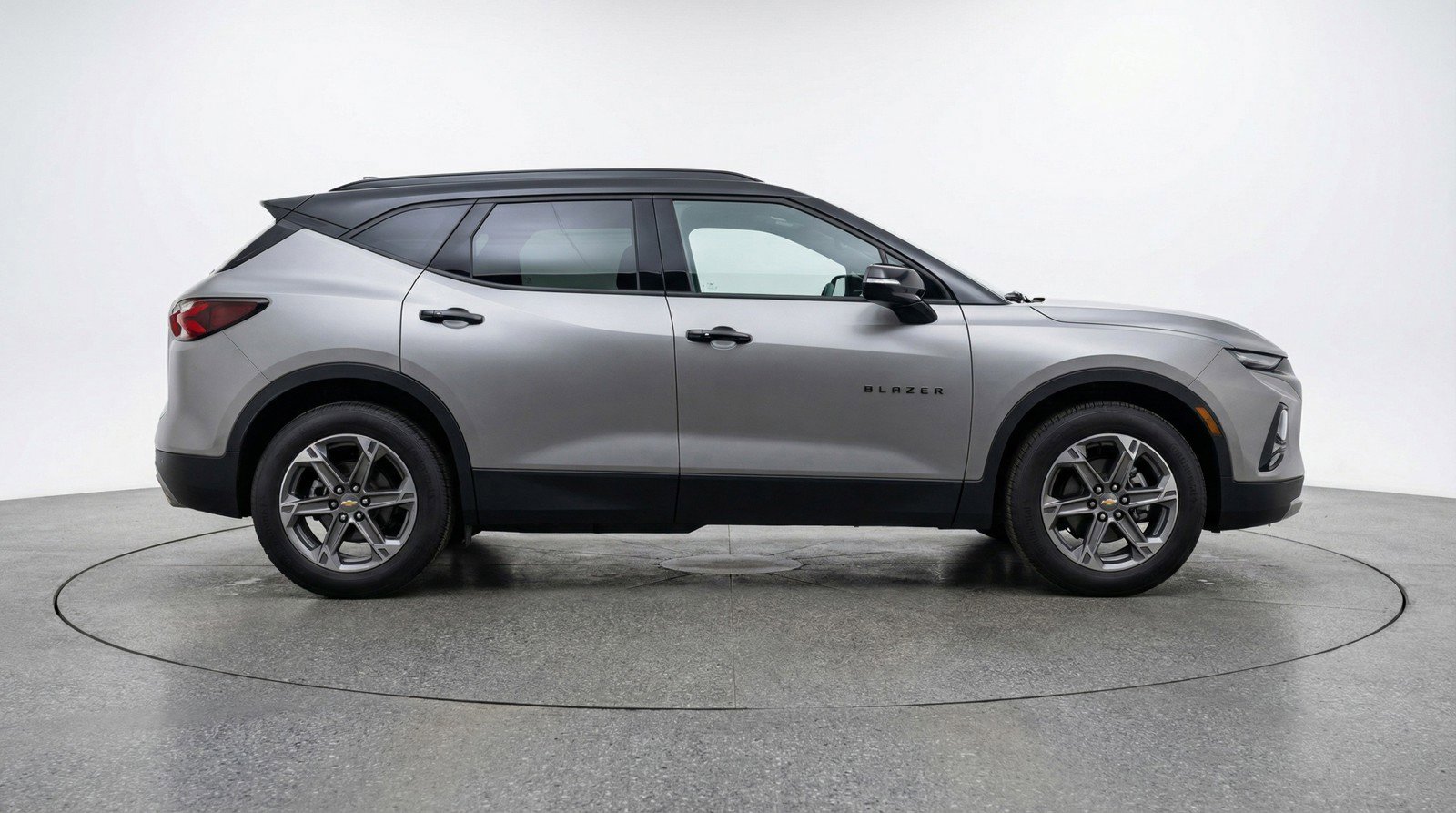 Used 2025 Chevrolet Blazer LT image 11