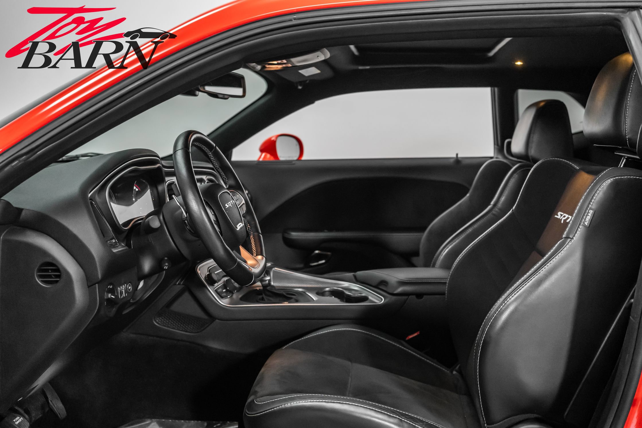 Used 2017 Dodge Challenger SRT Hellcat image 26