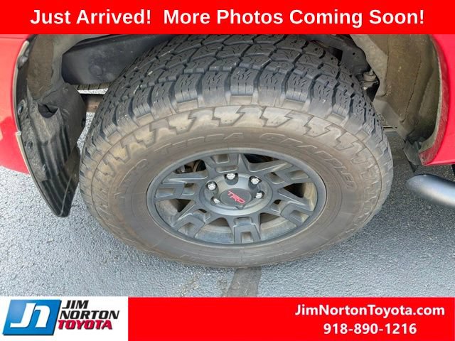 Used 2023 Toyota 4Runner SR5 Premium w/ Moonroof Package AWD/4WD image 8