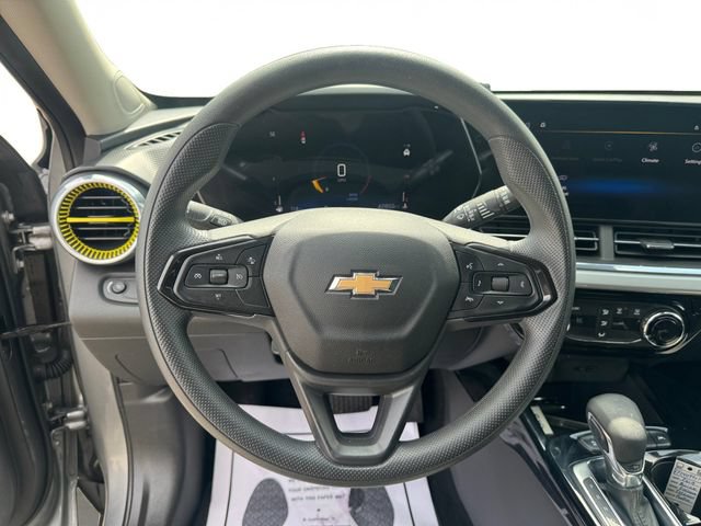 Certified 2024 Chevrolet Trax LT FWD image 13