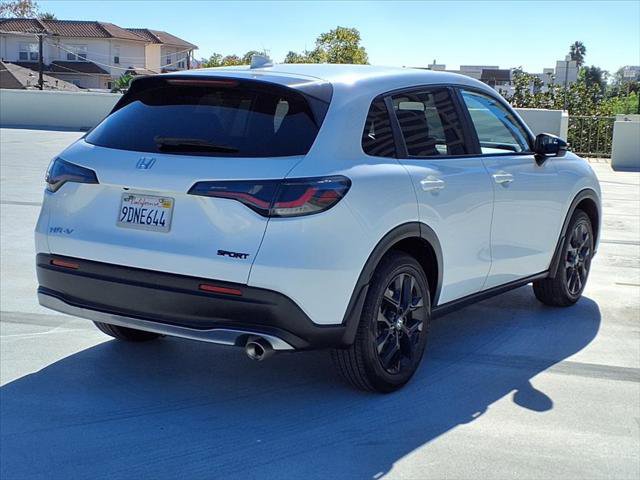 Used 2023 Honda HR-V Sport image 4