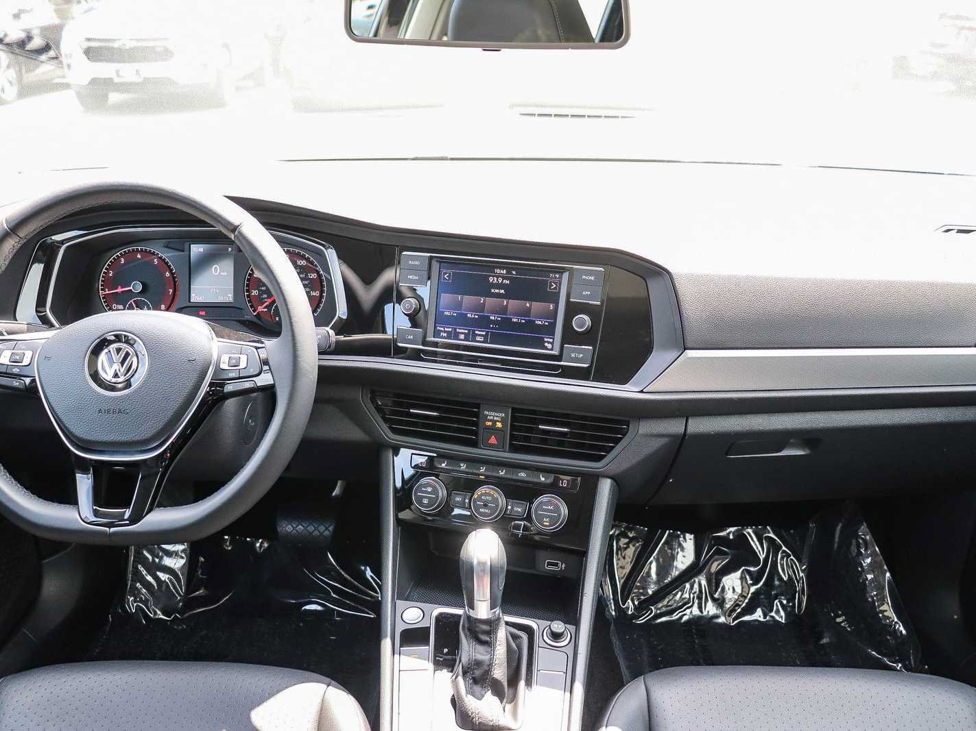 Used 2019 Volkswagen Jetta SE FWD image 13