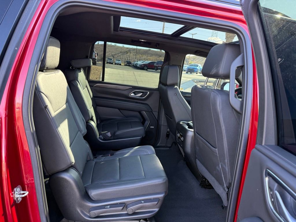 Certified 2022 Chevrolet Suburban Z71 w/ Z71 Off-Road Package image 17