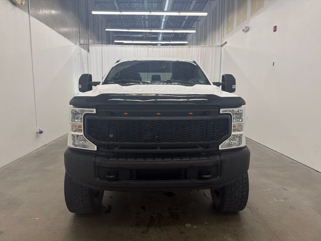 Used 2020 Ford F250 XLT AWD/4WD image 2