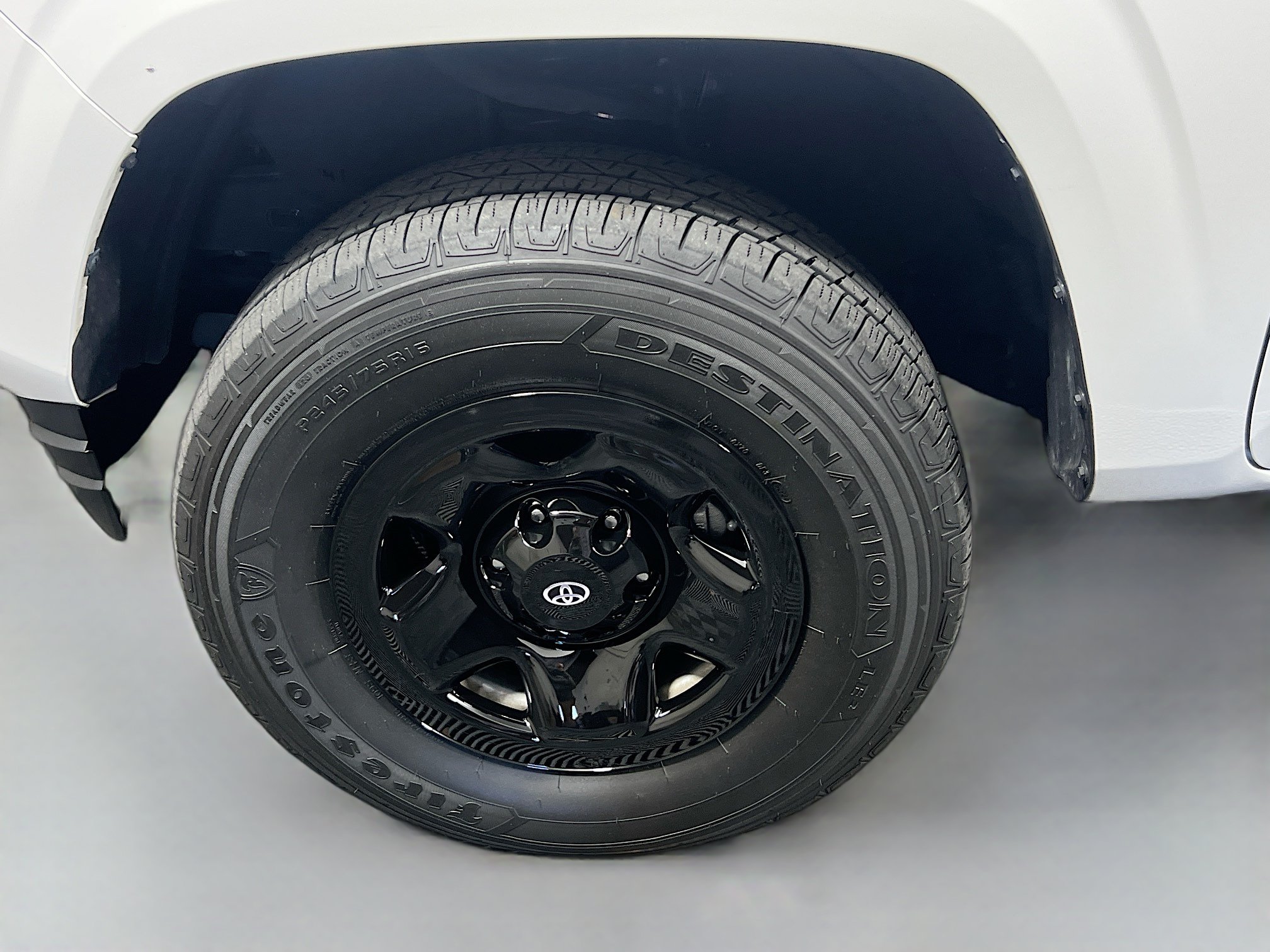 Used 2023 Toyota Tacoma SR AWD/4WD image 13