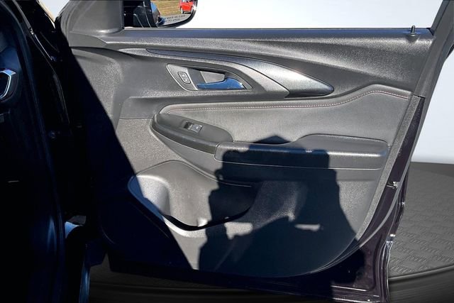 Used 2021 Chevrolet TrailBlazer RS w/ Convenience Package image 26