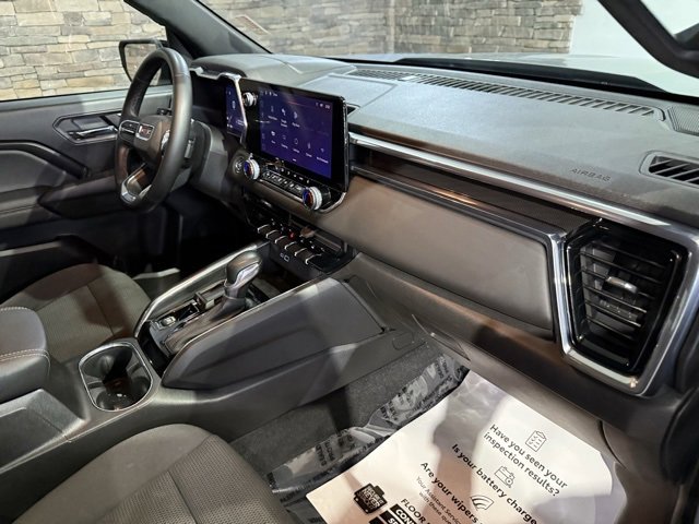 Used 2024 GMC Canyon Elevation w/ Convenience Package image 29