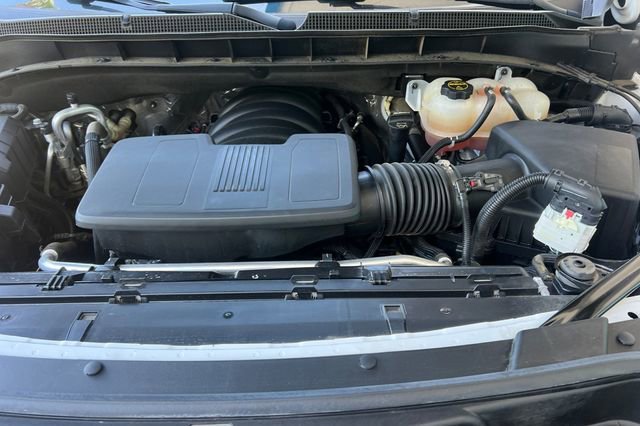 Used 2024 Chevrolet Tahoe LS RWD image 24
