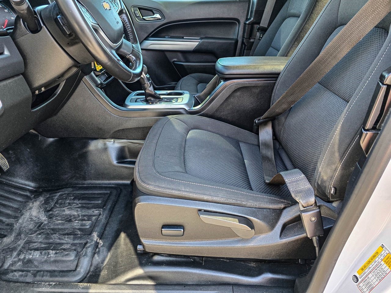 Certified 2022 Chevrolet Colorado LT w/ Fleet Safety Package image 17