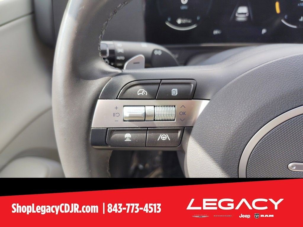 Used 2024 Hyundai Kona Limited image 23