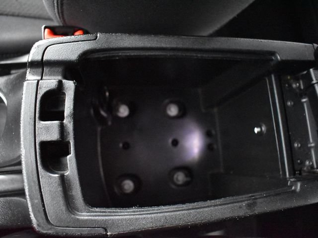 Used 2013 Chrysler 200 Touring FWD image 20