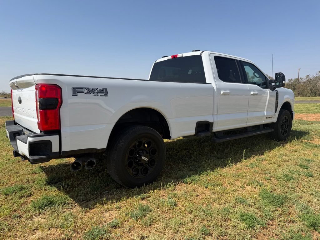 Used 2025 Ford F250 XLT w/ Black Appearance Package AWD/4WD image 10