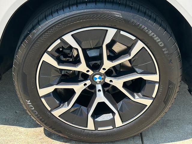 Used 2025 BMW X3 xDrive30i w/ Premium Package AWD/4WD image 31